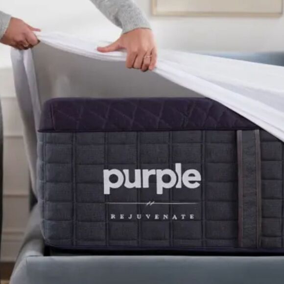 Purple Waterproof Mattress Protector- Queen - Picture 2 of 10